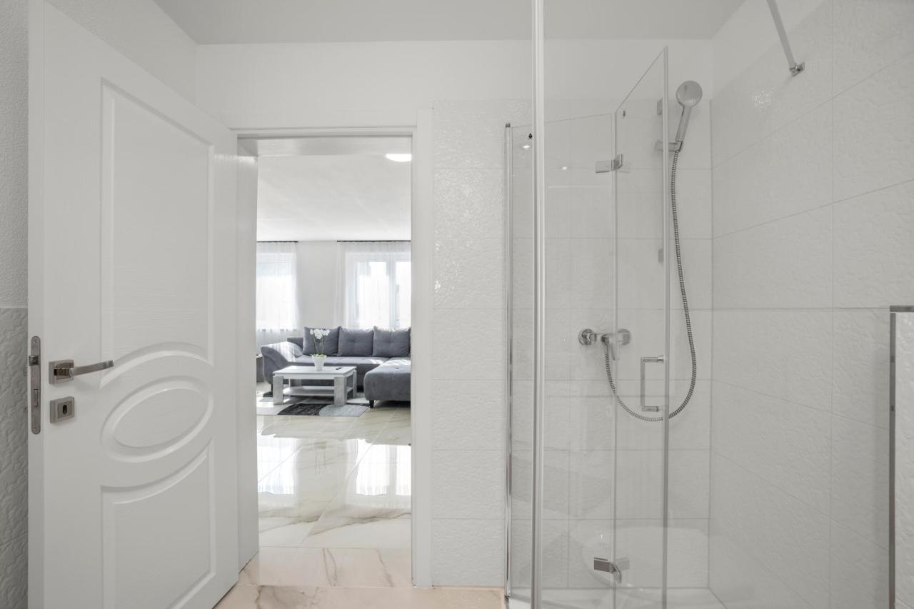 Mendoza Ferienwohnung Ailingen フリードリヒスハーフェン エクステリア 写真